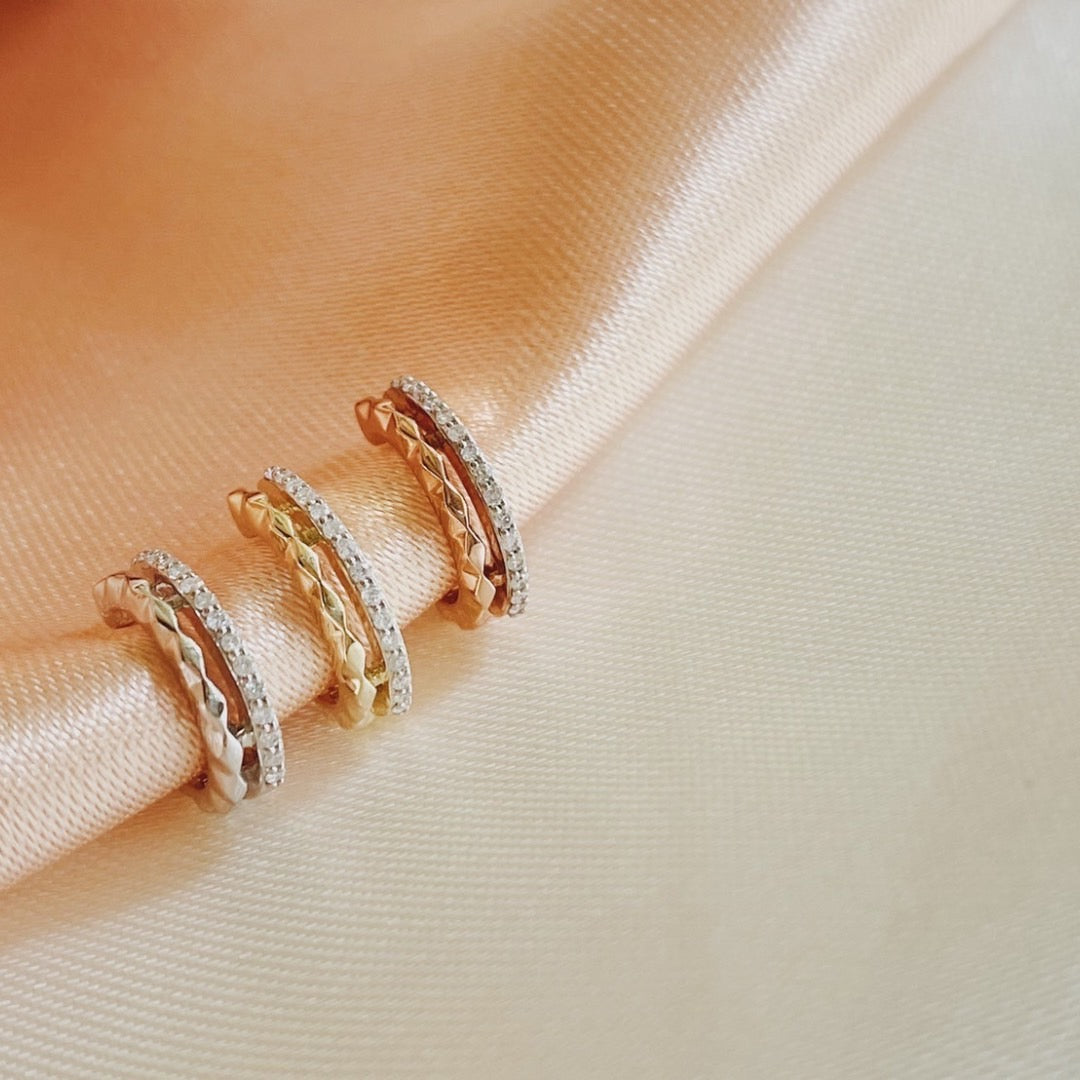 2 rows diamond facet ear cuff