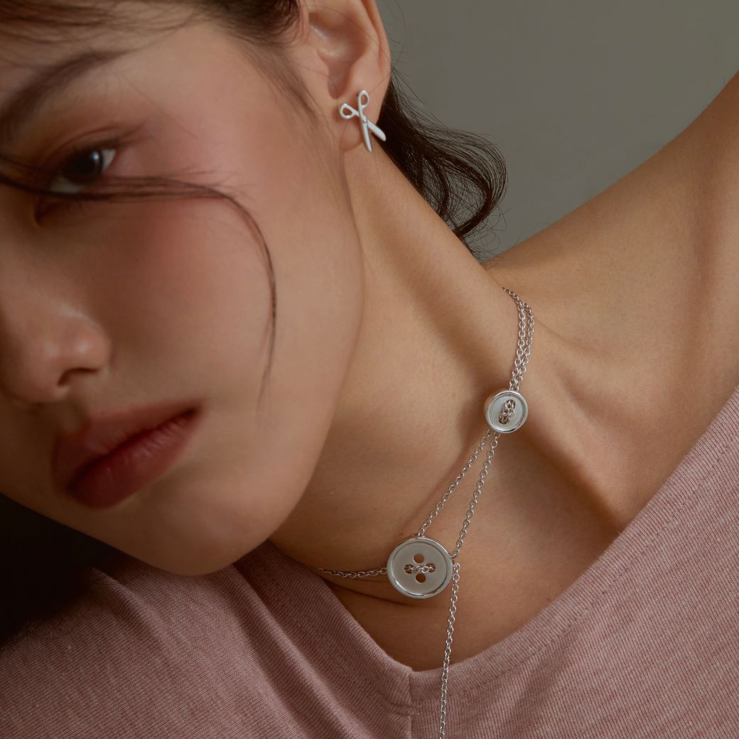 Sliding Button Chain