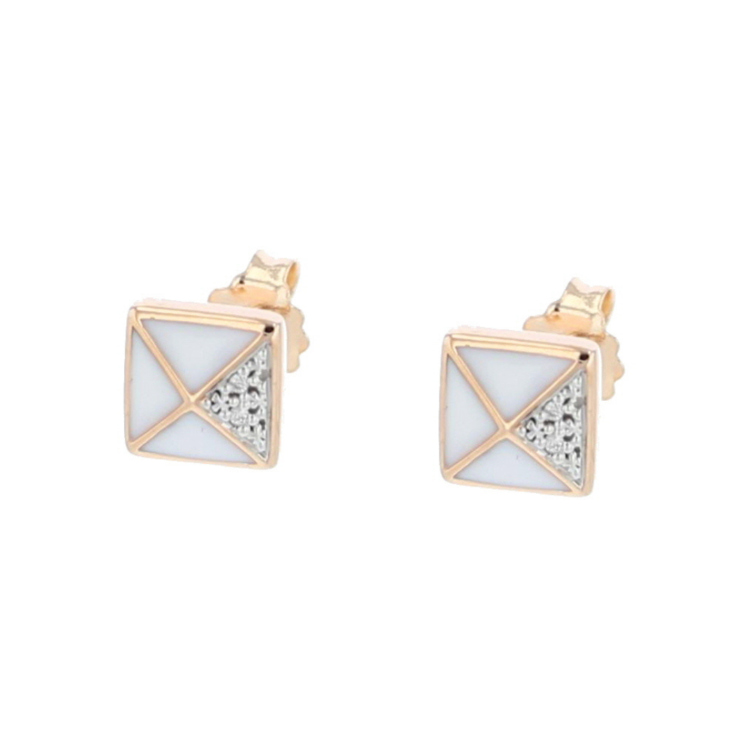 Pyramid Studs